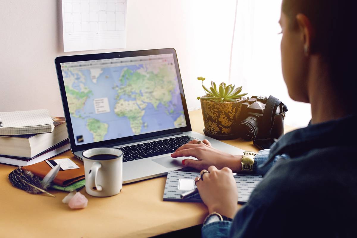 خدمات نظم المعلومات الجغرافية (GIS)